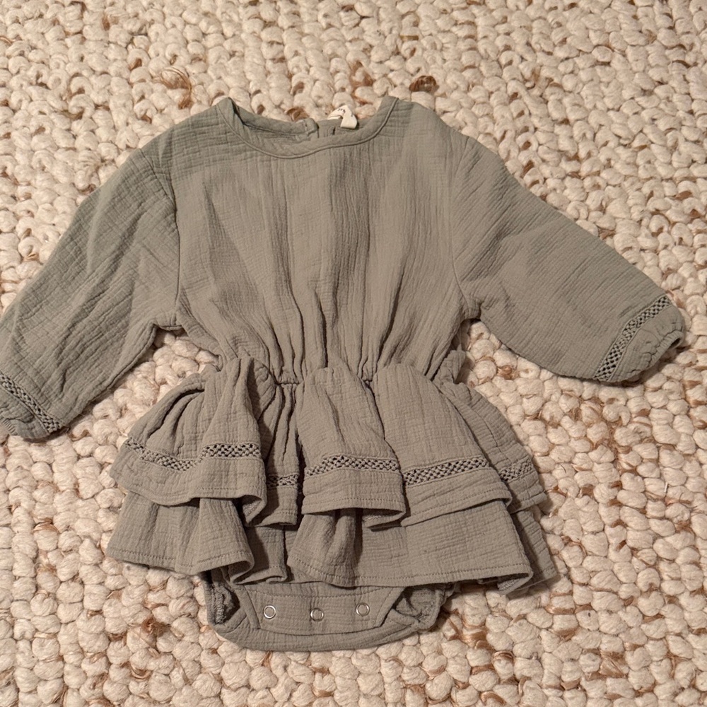 Quincy Mae Rosie Cotton Gauze Romper Sage
